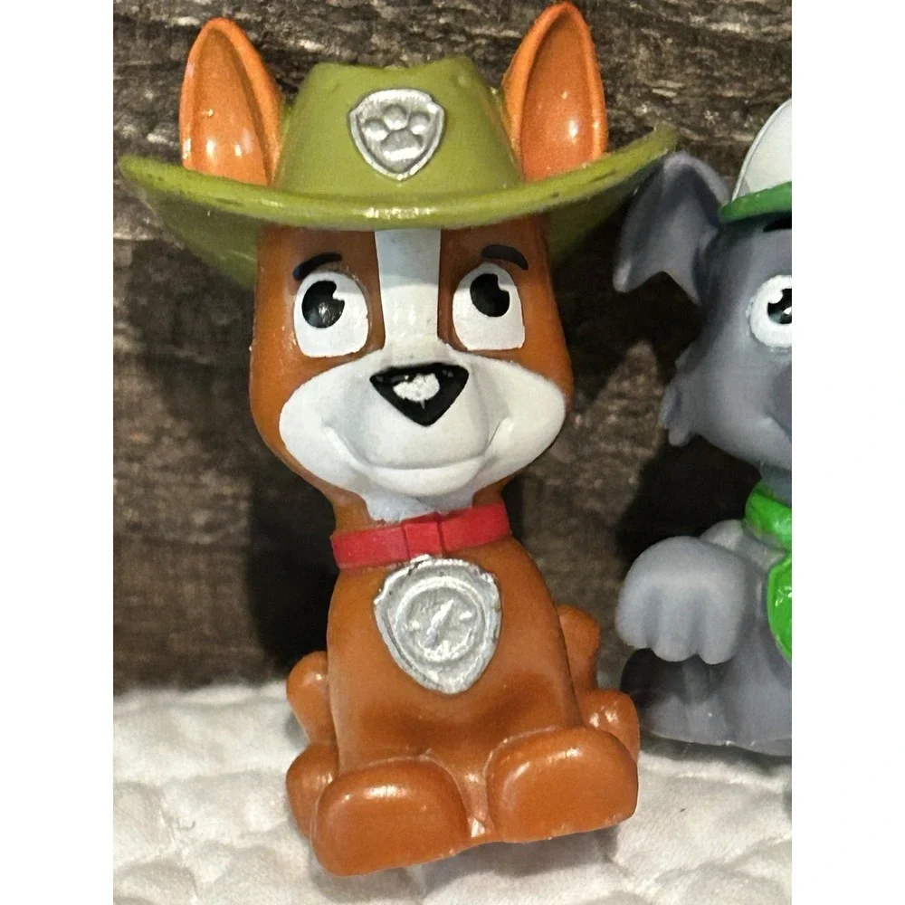 Paw Patrol Mini Figure lot Toy Set‎ Rocky Zuma  Tracker Marshall  2